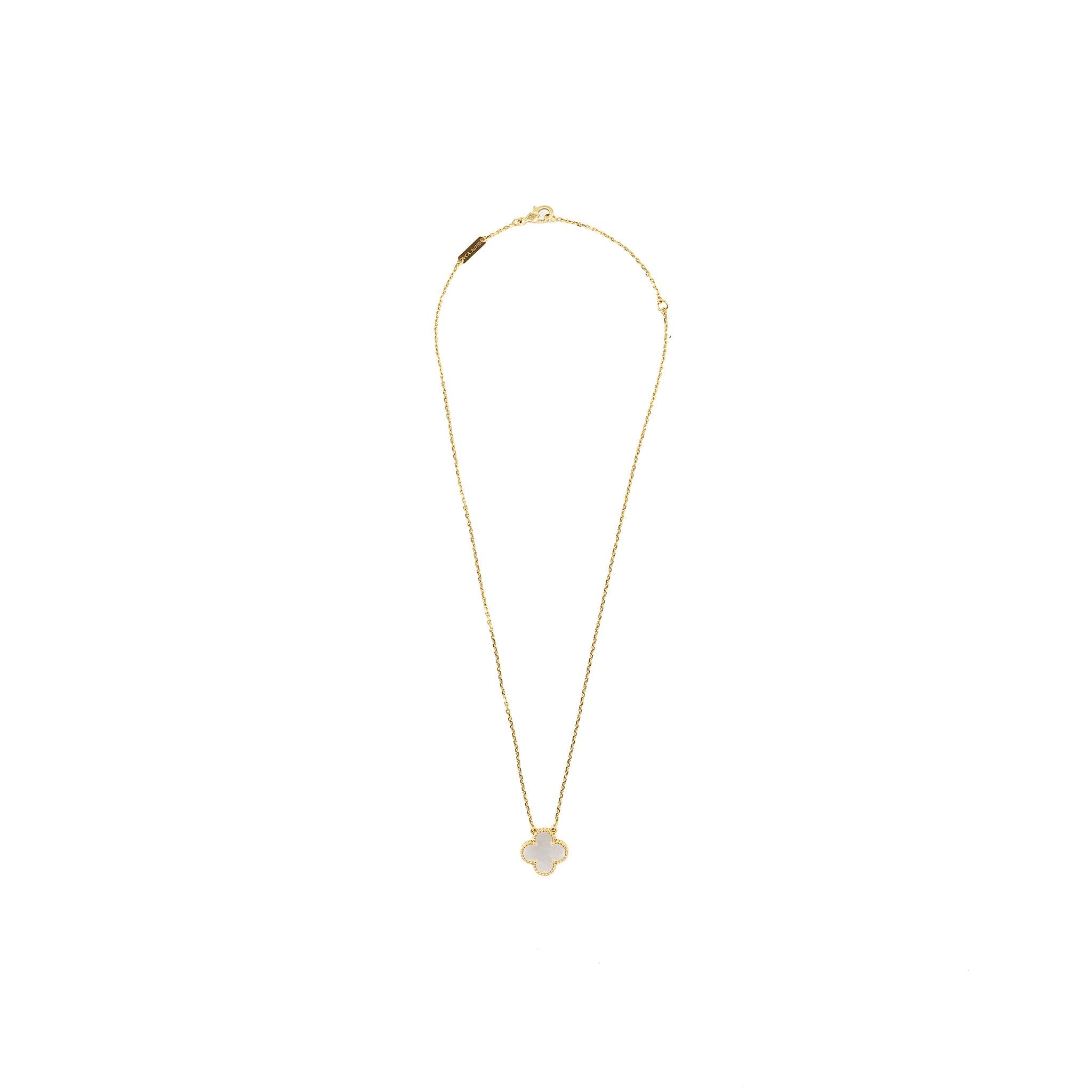 VAN CLEEF & ARPELS VINTAGE ALHAMBRA PENDANT WHITE MOTHER OF PEARL YELLOW GOLD