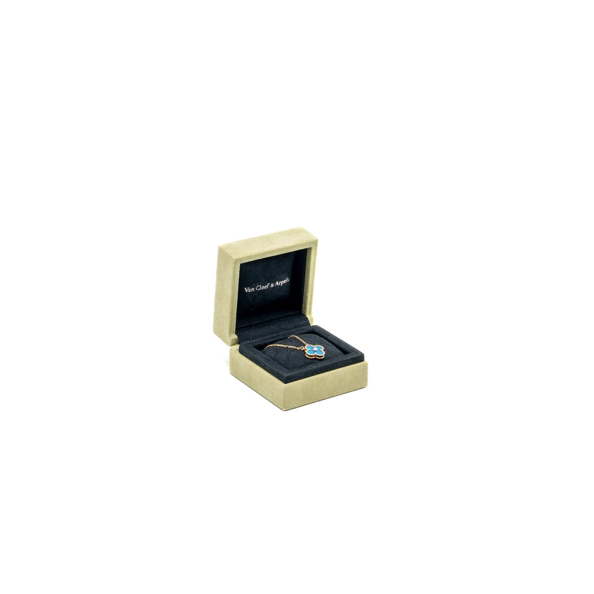 VAN CLEEF & ARPELS VINTAGE ALHAMBRA PENDANT 2019 LIMITED EDITION CELESTIAL BLUE SEVRES PORCELAIN / DIAMOND YELLOW GOLD