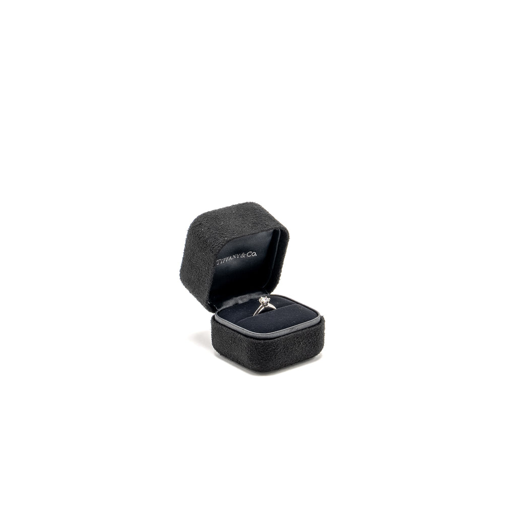 TIFFANY DIAMOND RING 0.41CT I COLOUR VVS2
