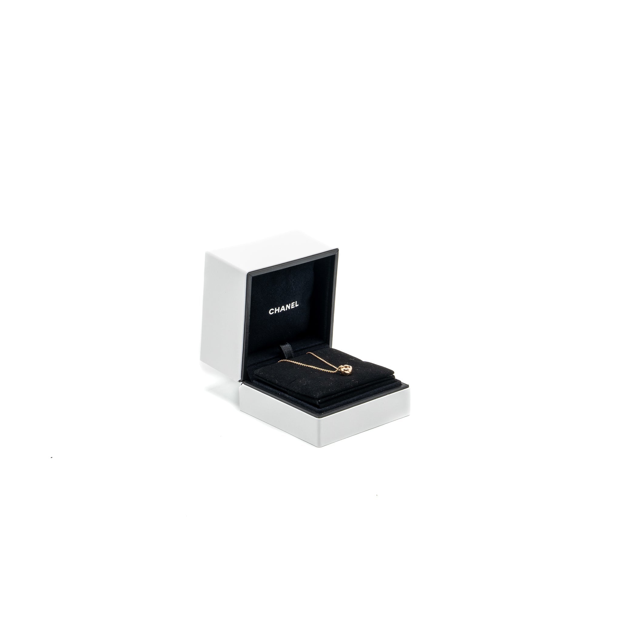 CHANEL COCO CRUSH NECKLACE 18K BEIGE GOLD