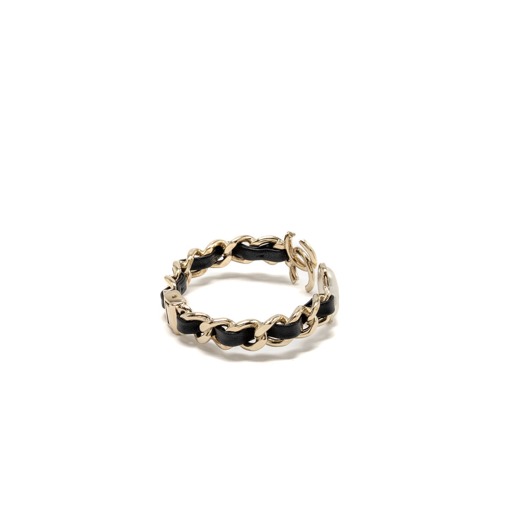 CHANEL CC HEART CUFF BRACELET PEARL/LEATHER LIGHT GOLD TONE