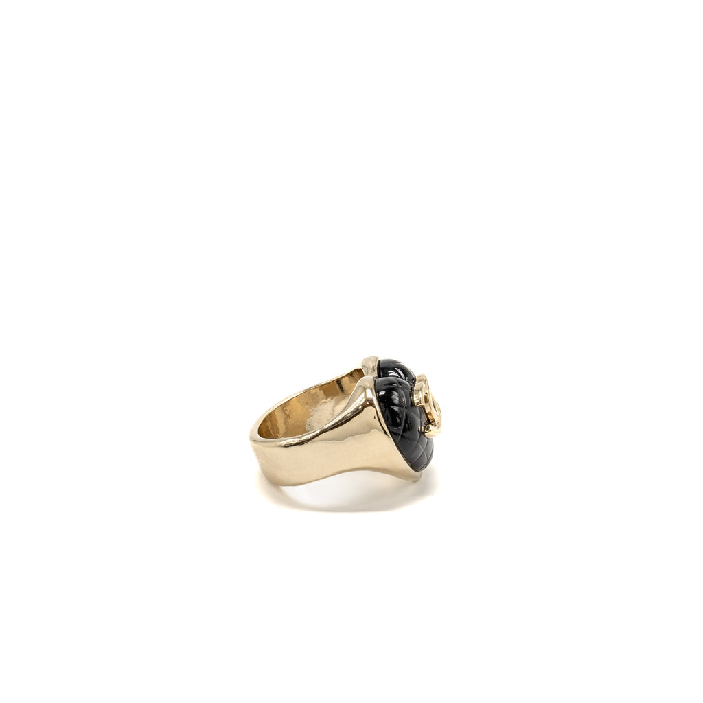 CHANEL 22K CC HEART RING BLACK LIGHT GOLD TONE