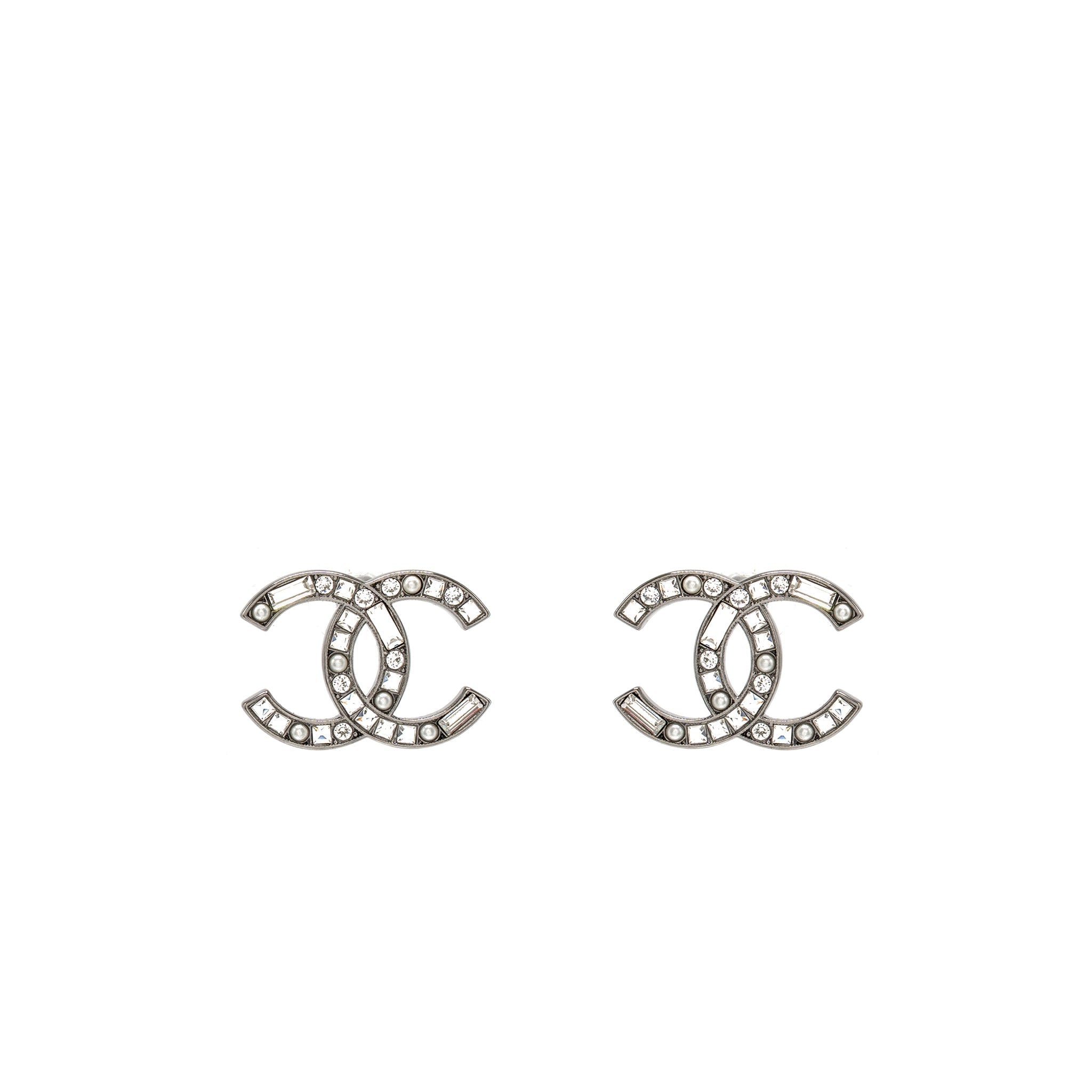 CHANEL CC EARRINGS CRYSTAL/PEARL SILVER TONE