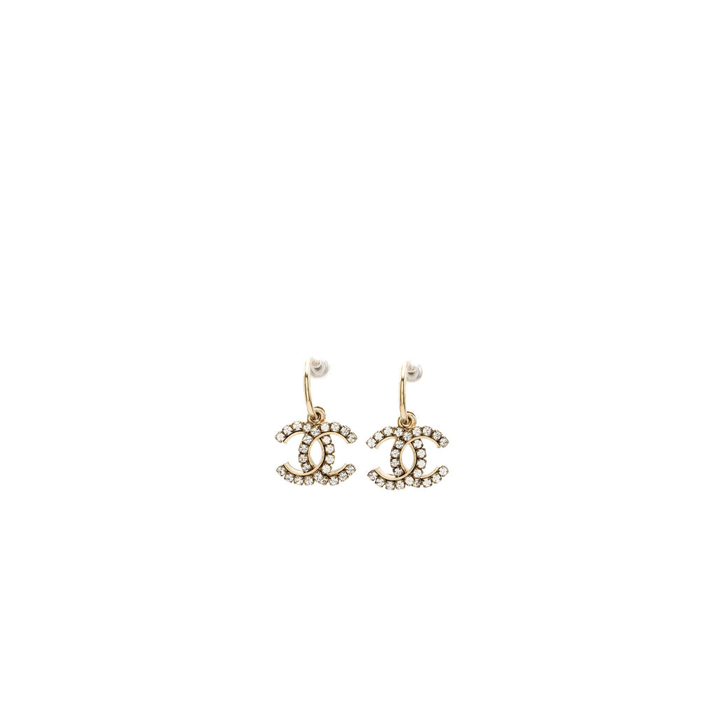 CHANEL CC LOGO DROP CRYSTAL EARRINGS LIGHT GOLD TONE