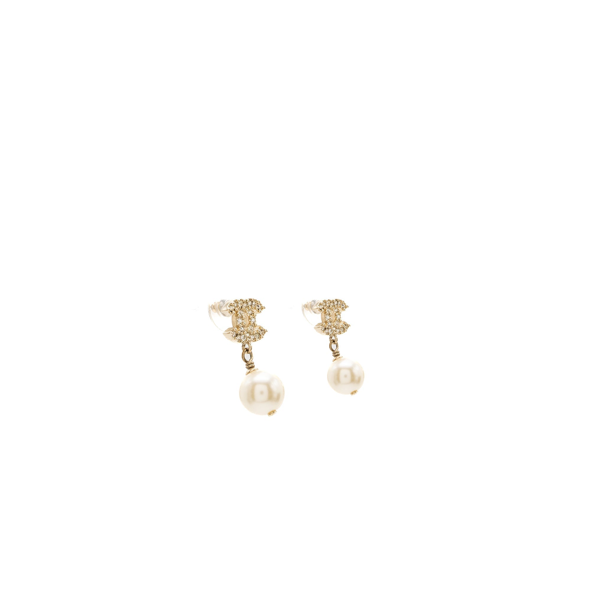 CHANEL CC LOGO WITH PEARL DROP EARRINGS LIGHT GOLD TONE