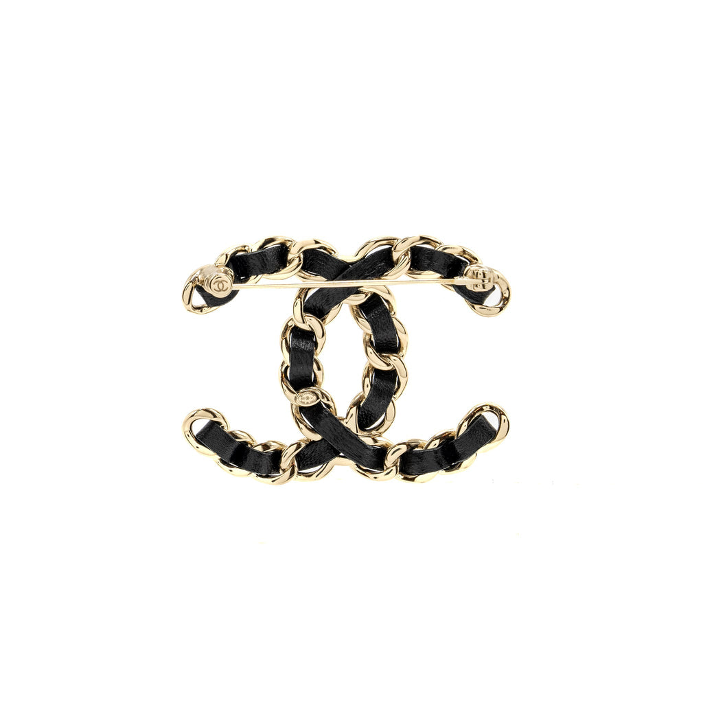 CHANEL CC LOGO LEATHER CHAIN BROOCH LGHW
