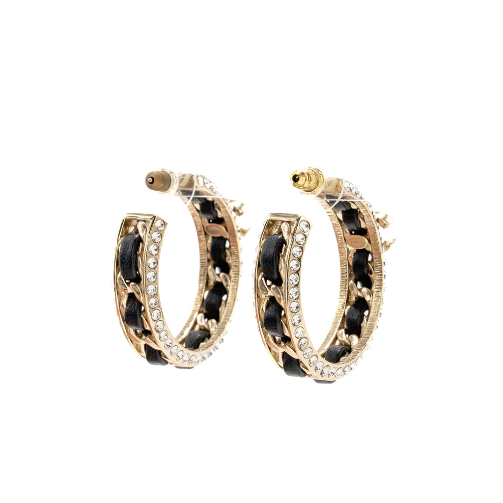 CHANEL CC LOGO CRYSTAL LEATHER-WOVEN EARRINGS LGHW