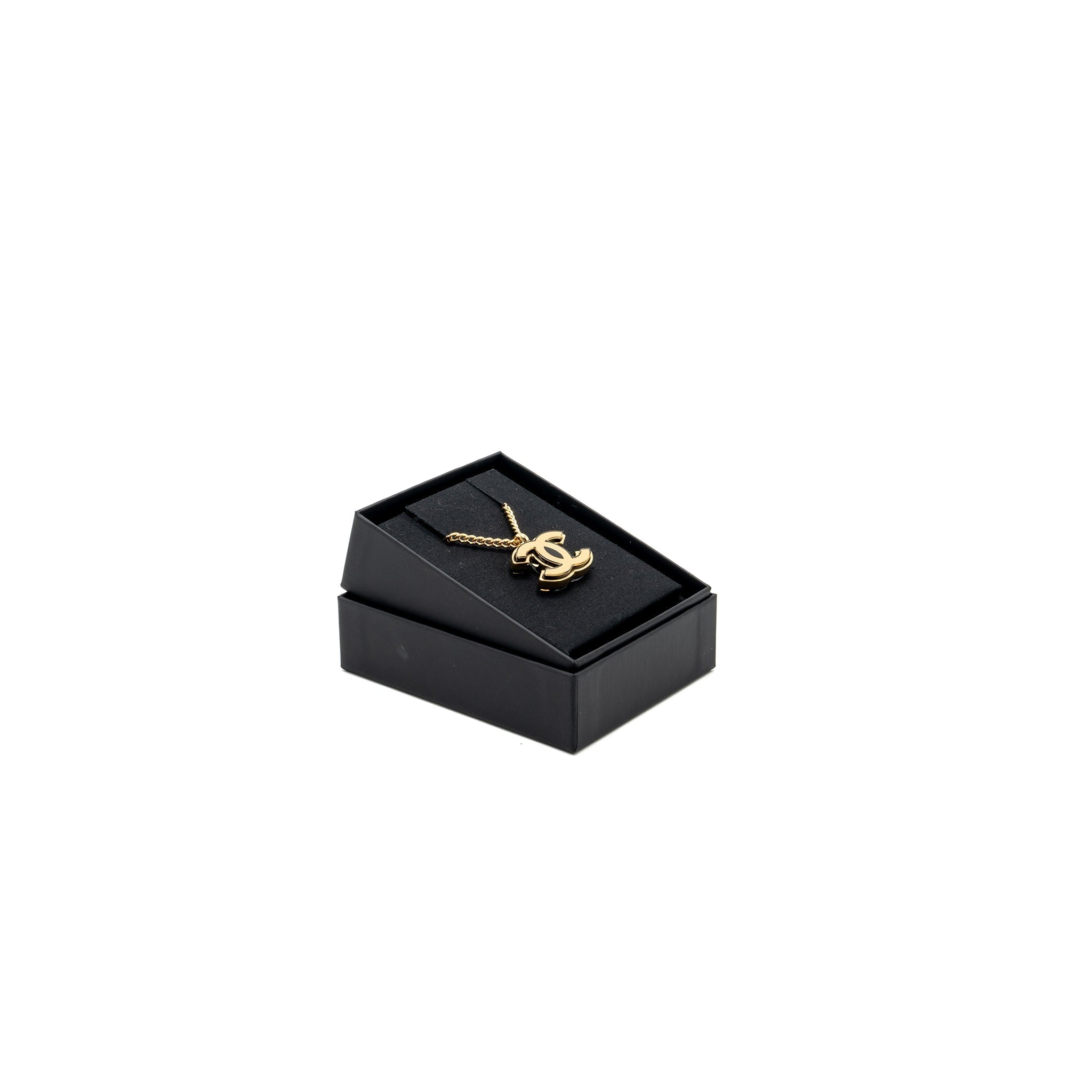 CHANEL GIANT CC LOGO NECKLACE GOLD TONE