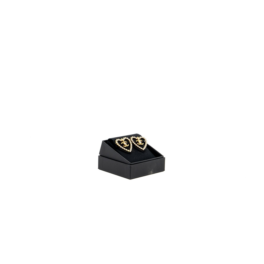 CHANEL GIANT HEART AND CC LOGO EAR CLIPS WITH CRYSTAL GOLD TONE