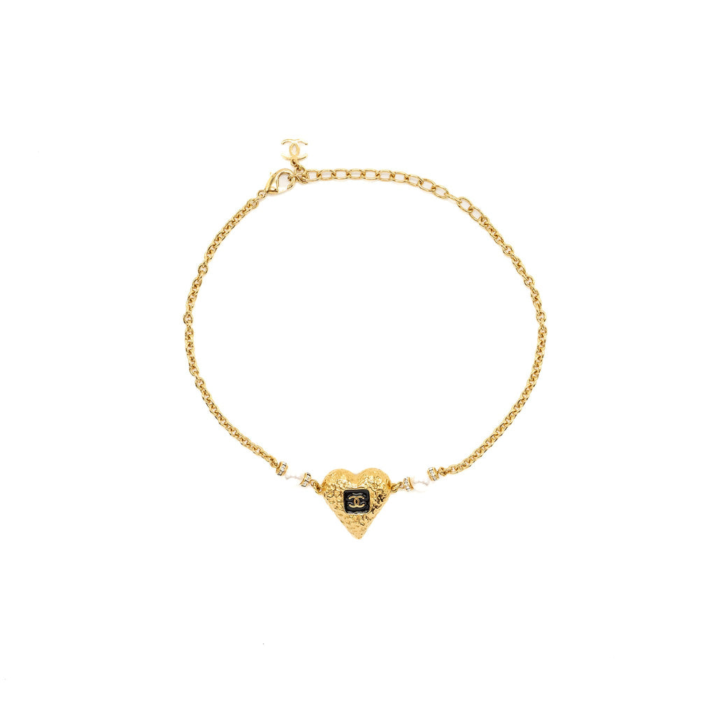 CHANEL HEART SHAPE CHOCKER/NECKLACE WITH PEARL GOLD TONE