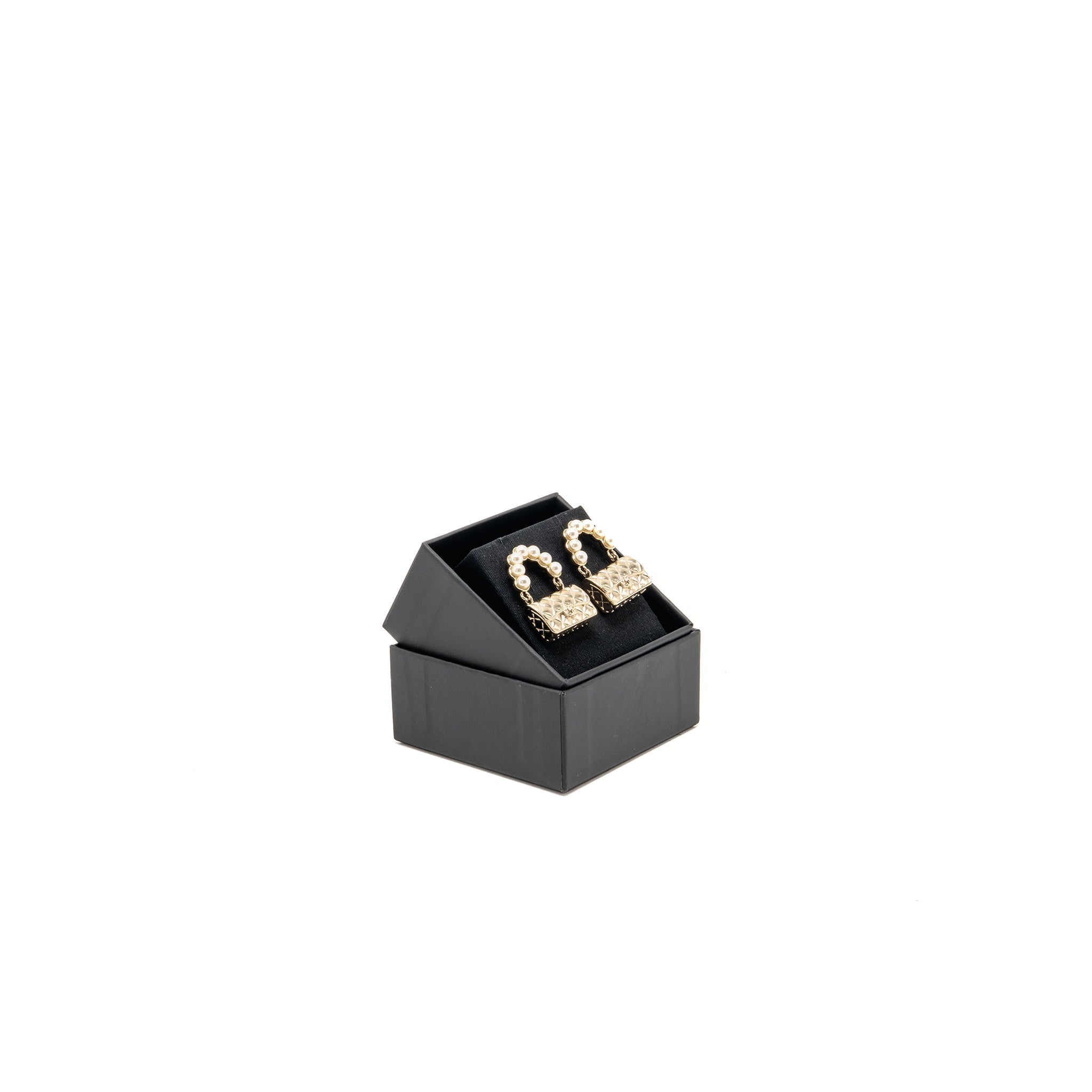 CHANEL CLASSIC FLAP BAG DROP EARRINGS PEARL LIGHT GOLD TONE