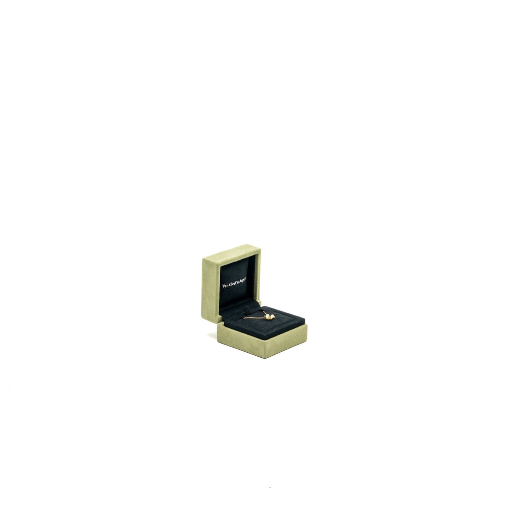 VAN CLEEF & ARPELS FRIVOLE PENDANT EMERALD YELLOW GOLD