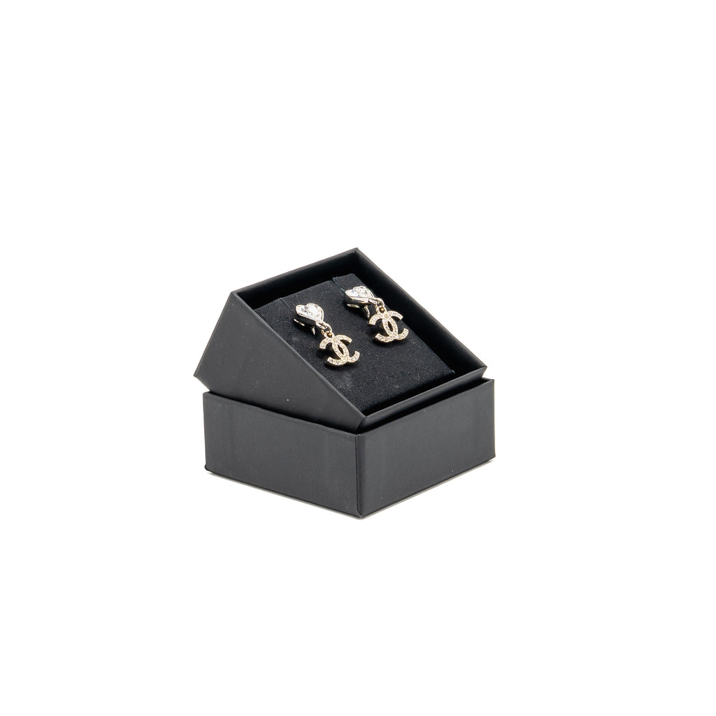 CHANEL CRYSTAL HEART CC LOGO DROPPED EAR CLIPS SILVER TONE