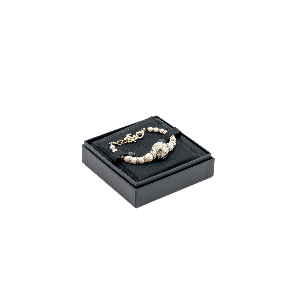 CHANEL CRYSTAL & PEARL CC LOGO BRACELET LIGHT GOLD TONE