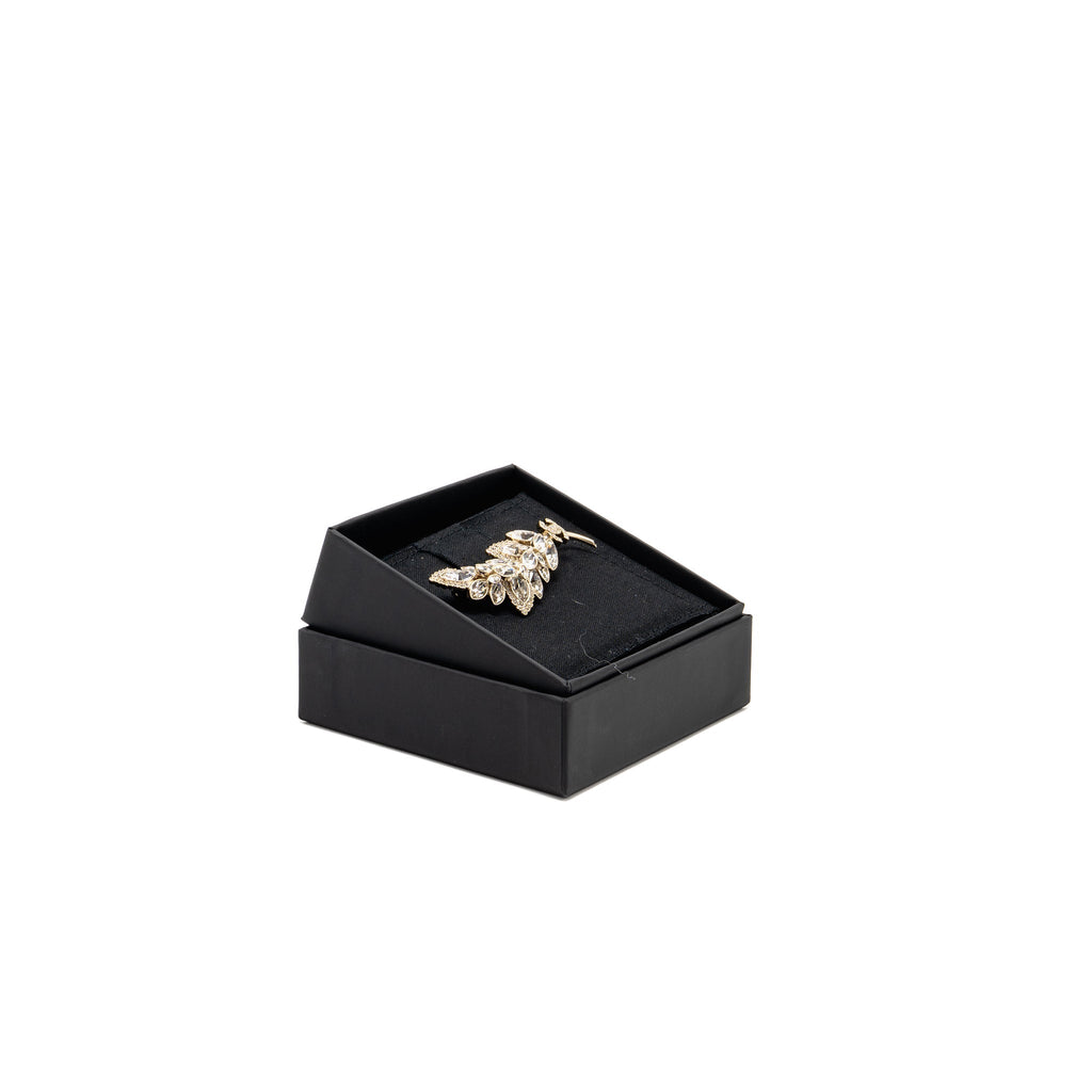 CHANEL CC LEAVES BROOCH CRYSTAL LIGHT GOLD TONE