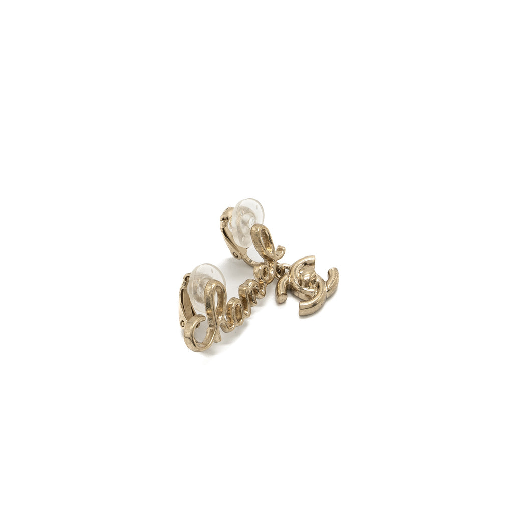 CHANEL COCO/CHANEL LETTER EARRING CLIPS LIGHT GOLD TONE