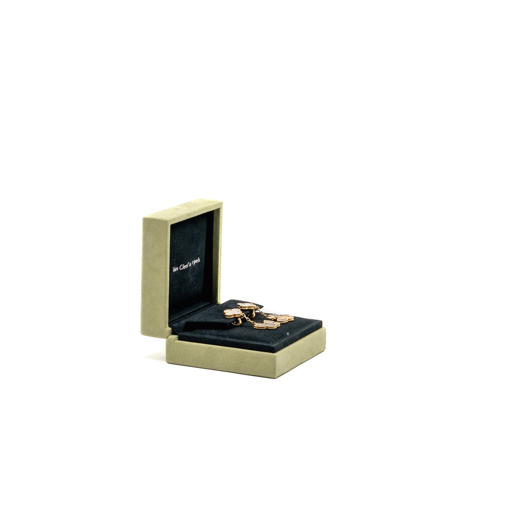 VAN CLEEF & ARPELS LUCKY ALHAMBRA 2-MOTIF EAR CLIPS YELLOW GOLD, WHITE MOTHER OF PEARL, TIGER’S EYE