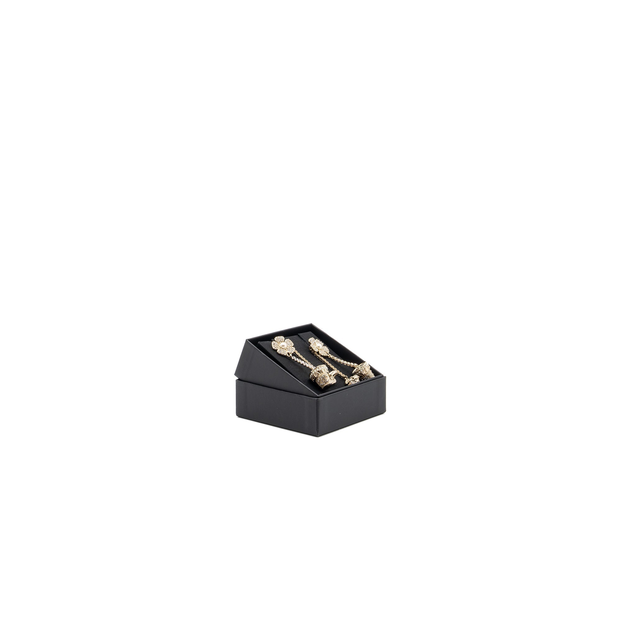 CHANEL CAMELLIA DROPPED EARRINGS PEARL/CRYSTAL LIGHT GOLD TONE