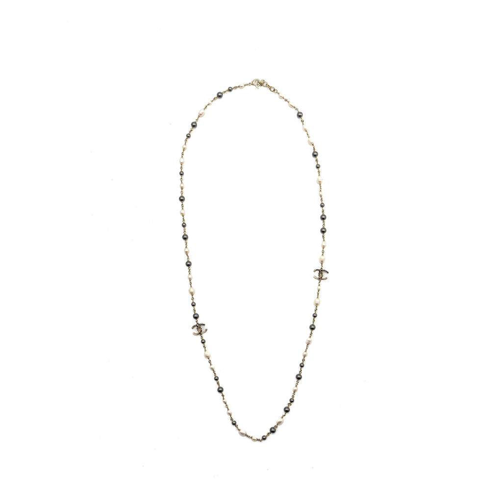 CHANEL CC LOGO LONG NECKLACE WITH PEARL LIGHT GOLD TONE