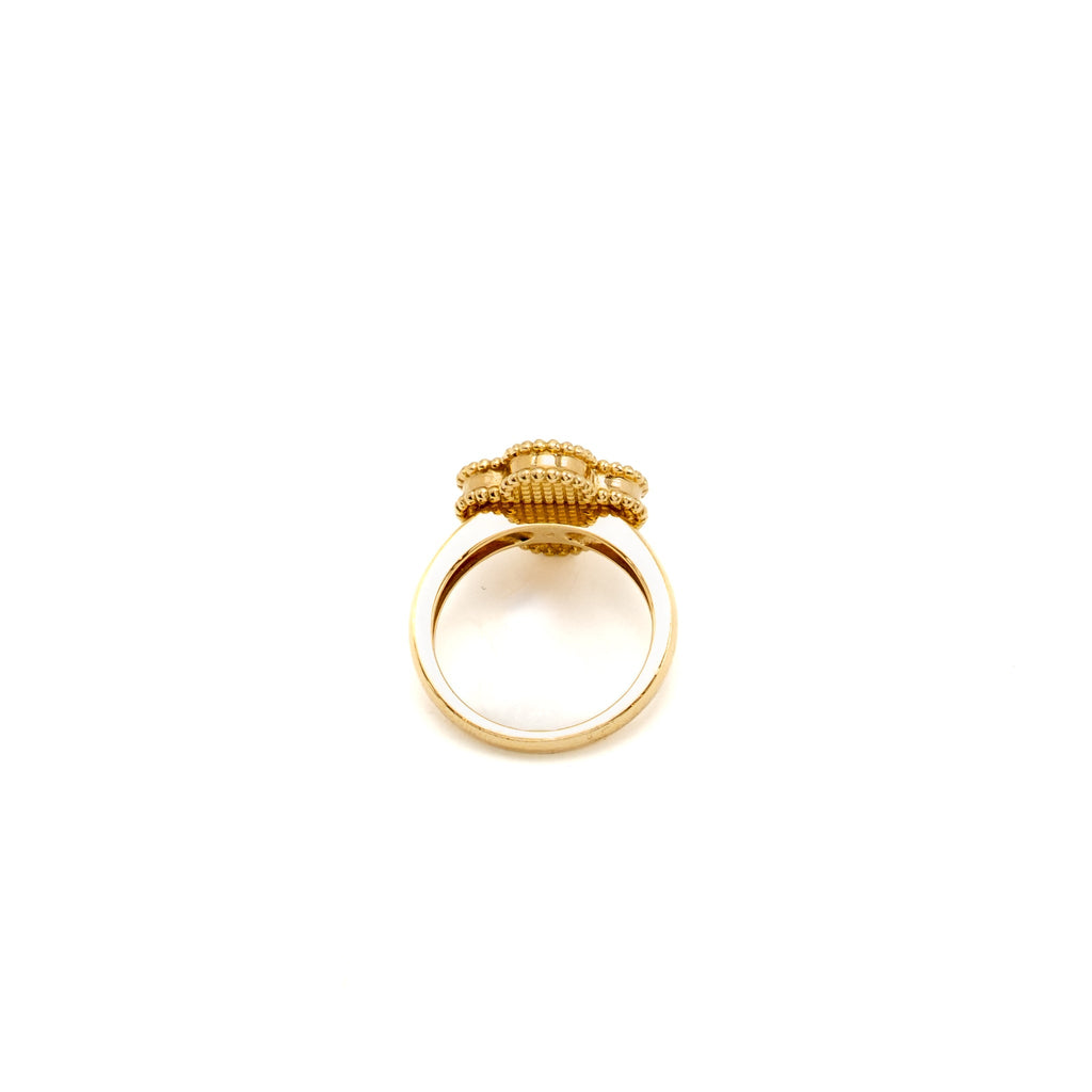 VAN CLEEF & ARPELS VINTAGE ALHAMBRA RING YELLOW GOLD, DIAMOND, MOTHER-OF-PEARL