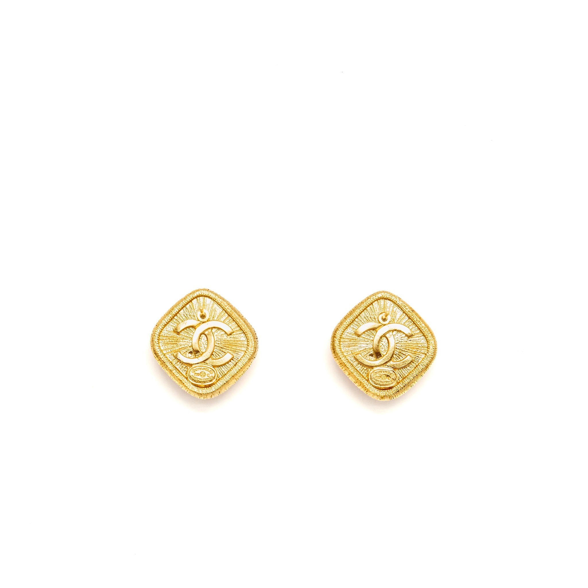 CHANEL SQUARE CC LOGO EARRINGS PINK, GOLD TONE