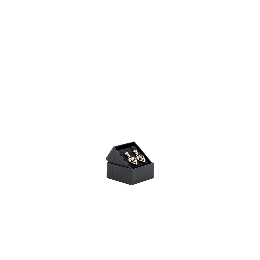 CHANEL HEART SHAPE DROPPED EARRING LIGHT GOLD TONE