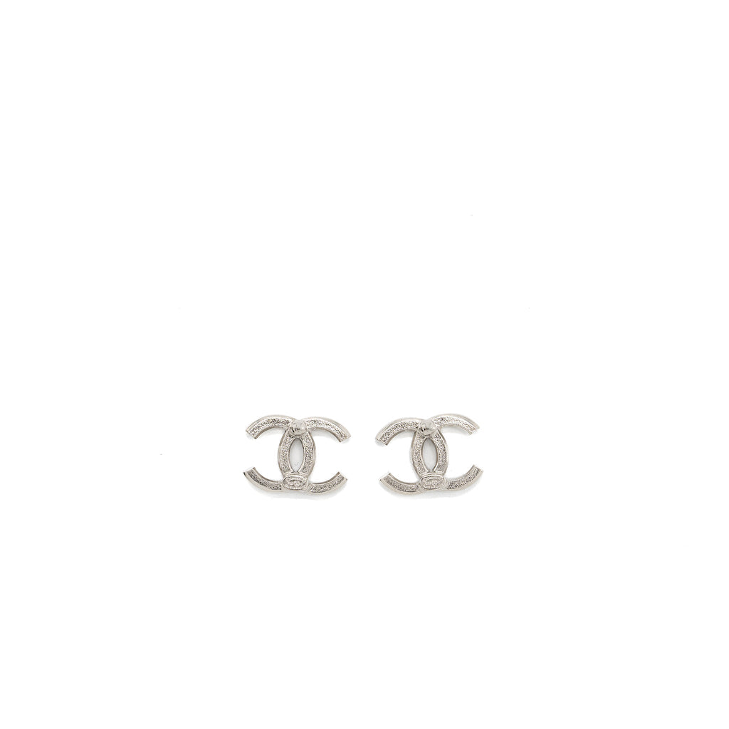 CHANEL 22C CC LOGO EARRINGS CRYSTAL SHW