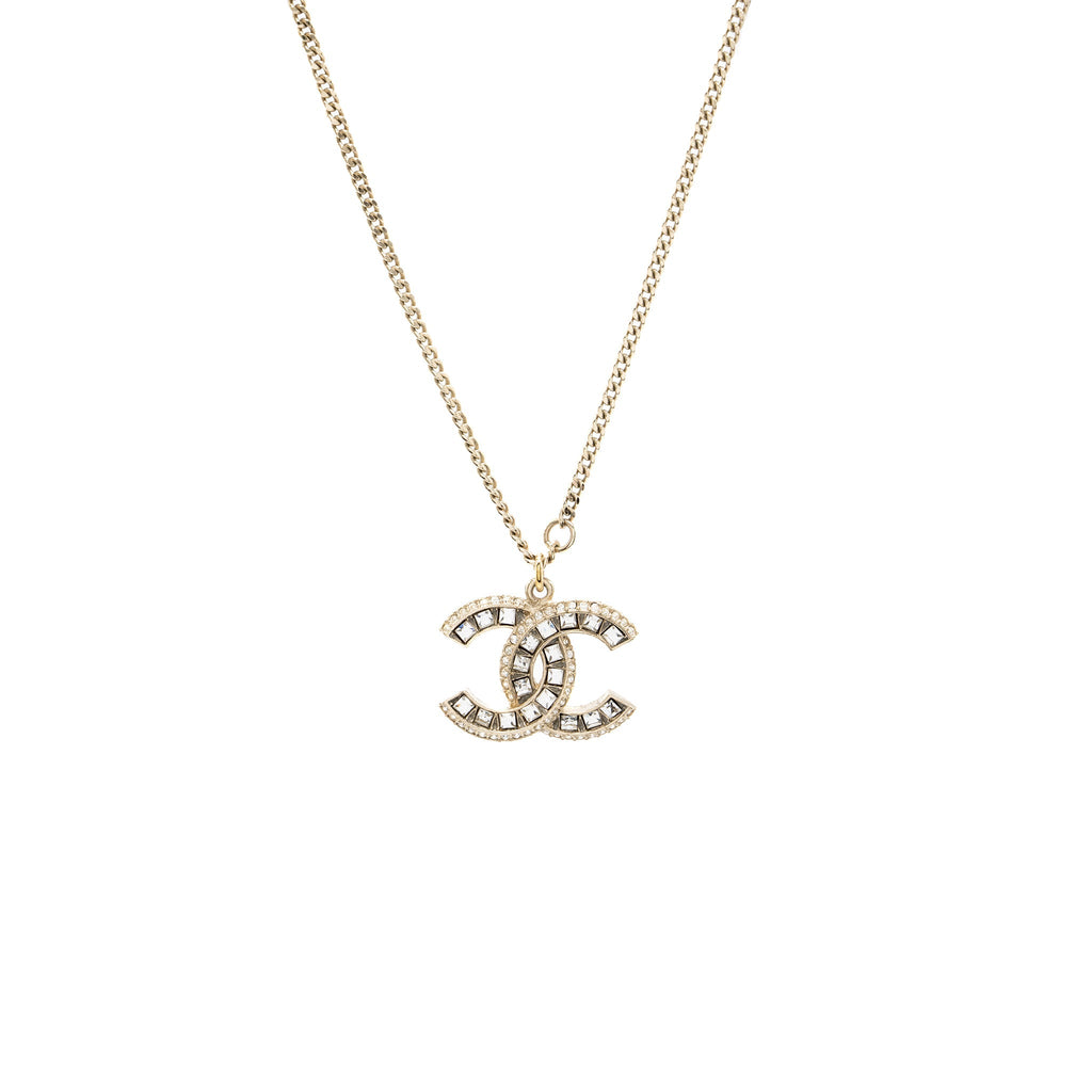 CHANEL CLASSIC CC LOGO PENDANT CRYSTAL LGHW
