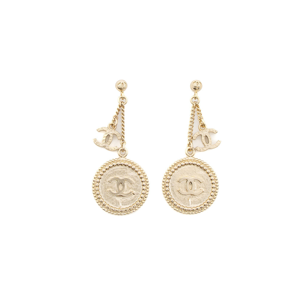 CHANEL ROUND CC LOGO DROP EARRINGS GOLD TONE