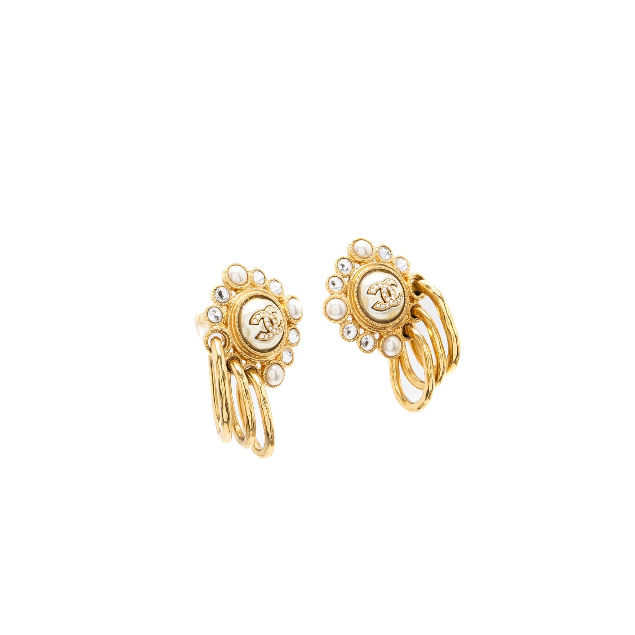 CHANEL QUILT EARRINGS WITH CC LOGO AND PEARL GOLD TONE