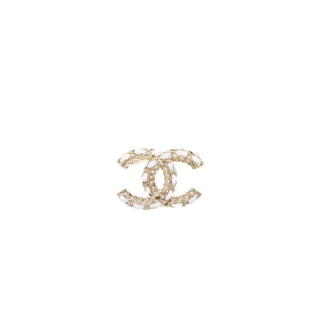CHANEL CC LOGO BROOCH LEATHER CHAIN WHITE LIGHT GOLD TONE