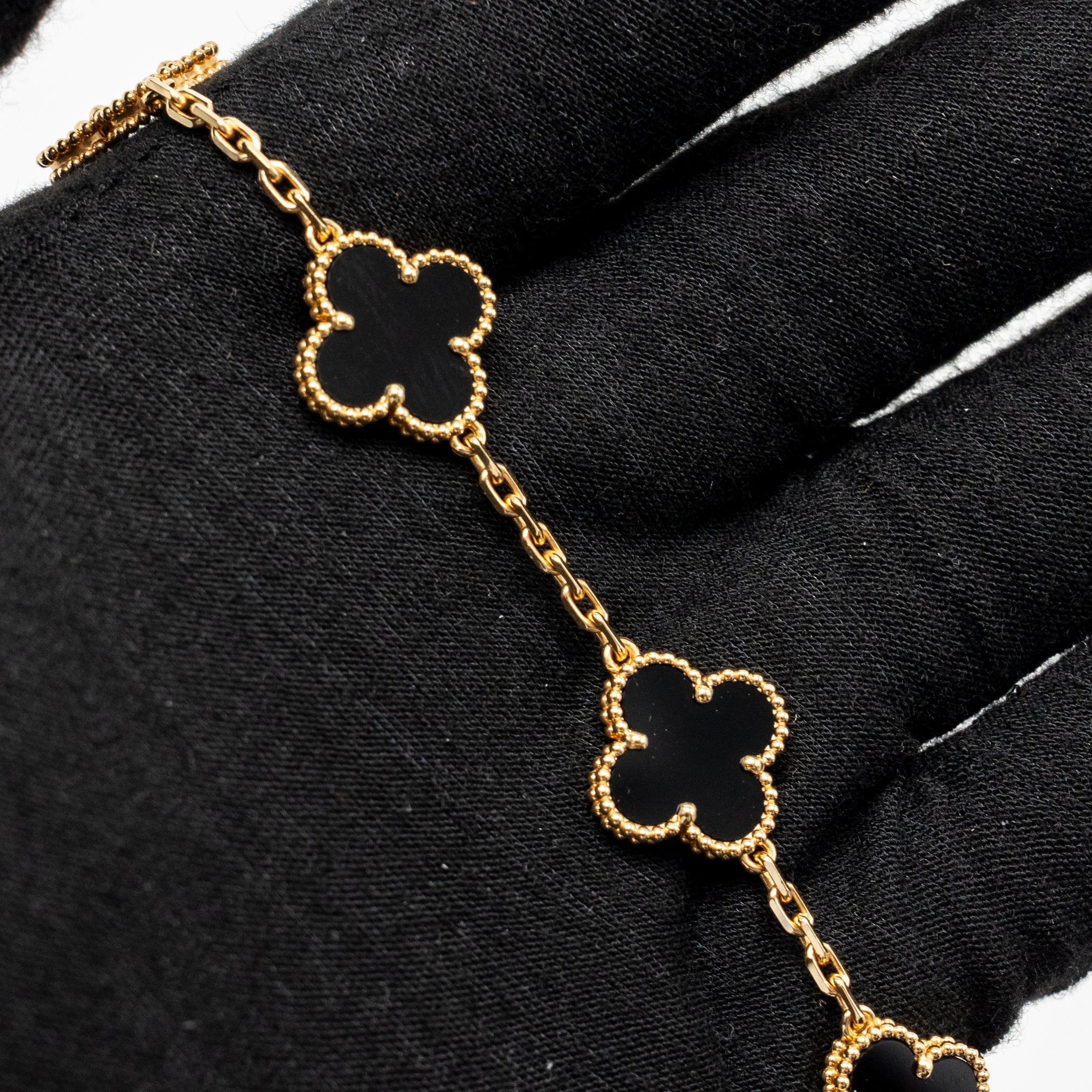 VAN CLEEF & ARPELS VINTAGE ALHAMBRA BRACELET 5 MOTIFS ONYX YELLOW GOLD