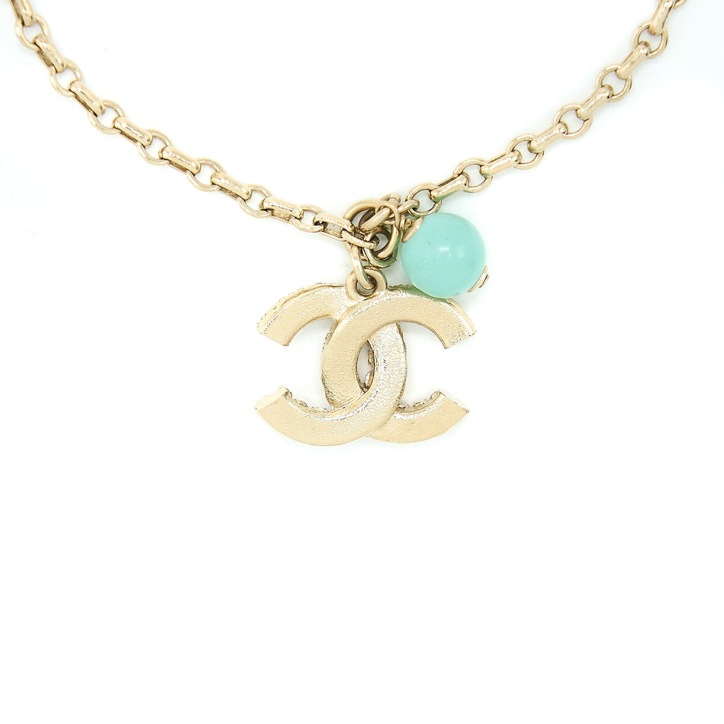 CHANEL CC LOGO BRACELET MULTICOLOUR PEARL/CRYSTAL LIGHT GOLD TONE