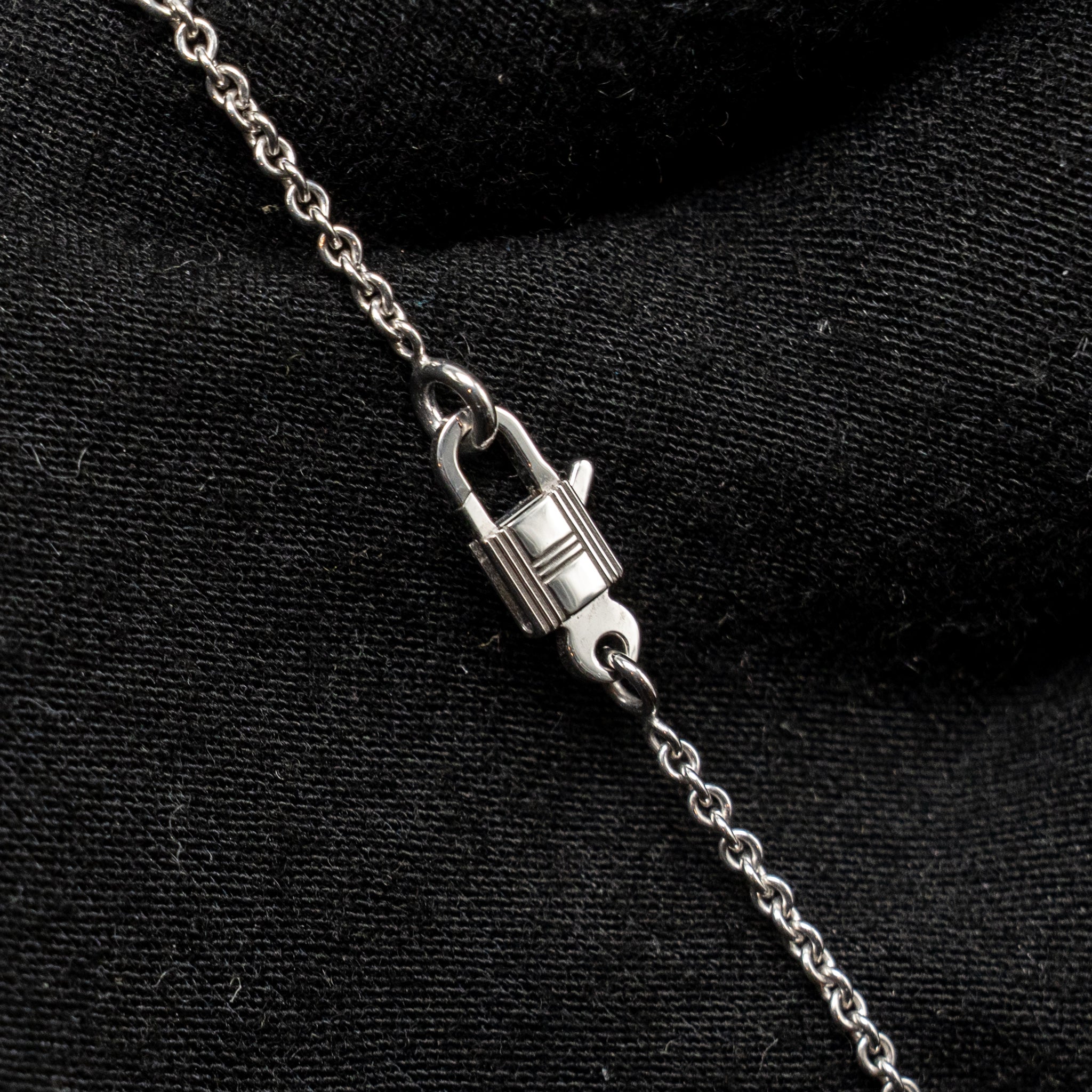 HERMES CONSTANCE AMULETTE PENDANT WHITE GOLD DIAMONDS