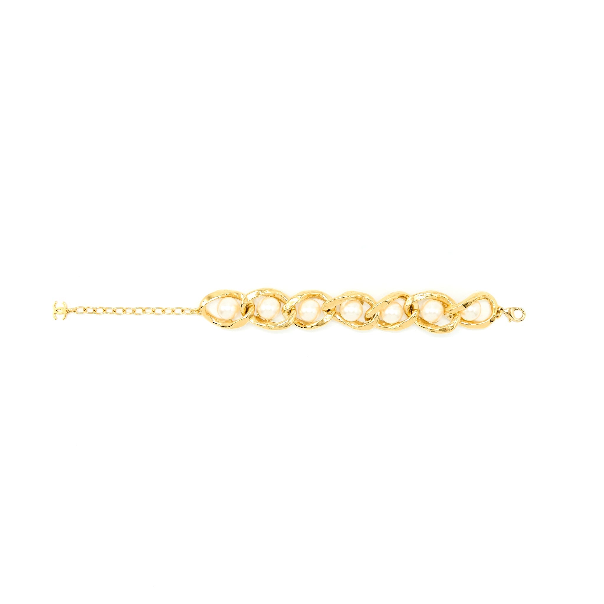 CHANEL CC LOGO WITH PEARL BRACELET GOLD TONE