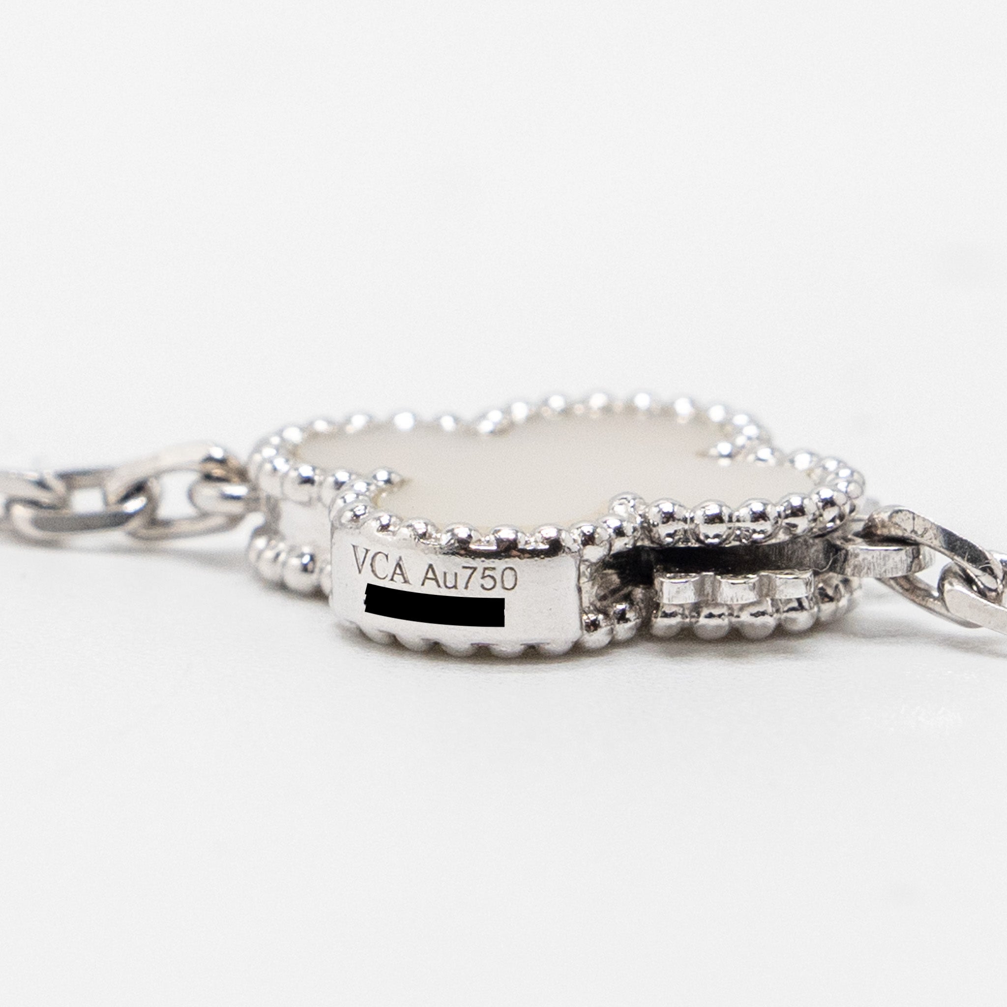 VAN CLEEF & ARPELS MAGIC ALHAMBRA 16-MOTIF LONG NECKLACE WHITE GOLD/ WHITE AND GREY MOTHER OF PEARL/ CHALCEDONY