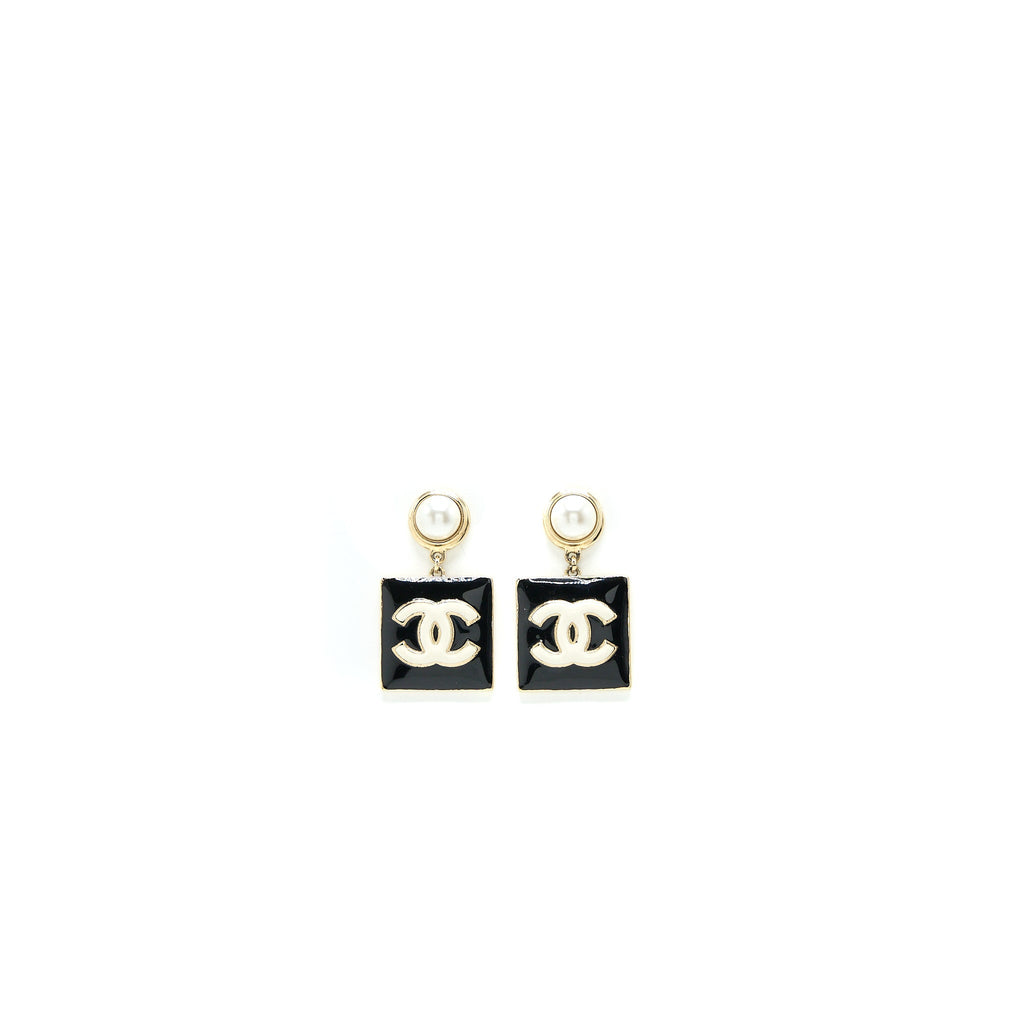 CHANEL PEARL CC SQUARE DROP EARRINGS BLACK LIGHT GOLD TONE
