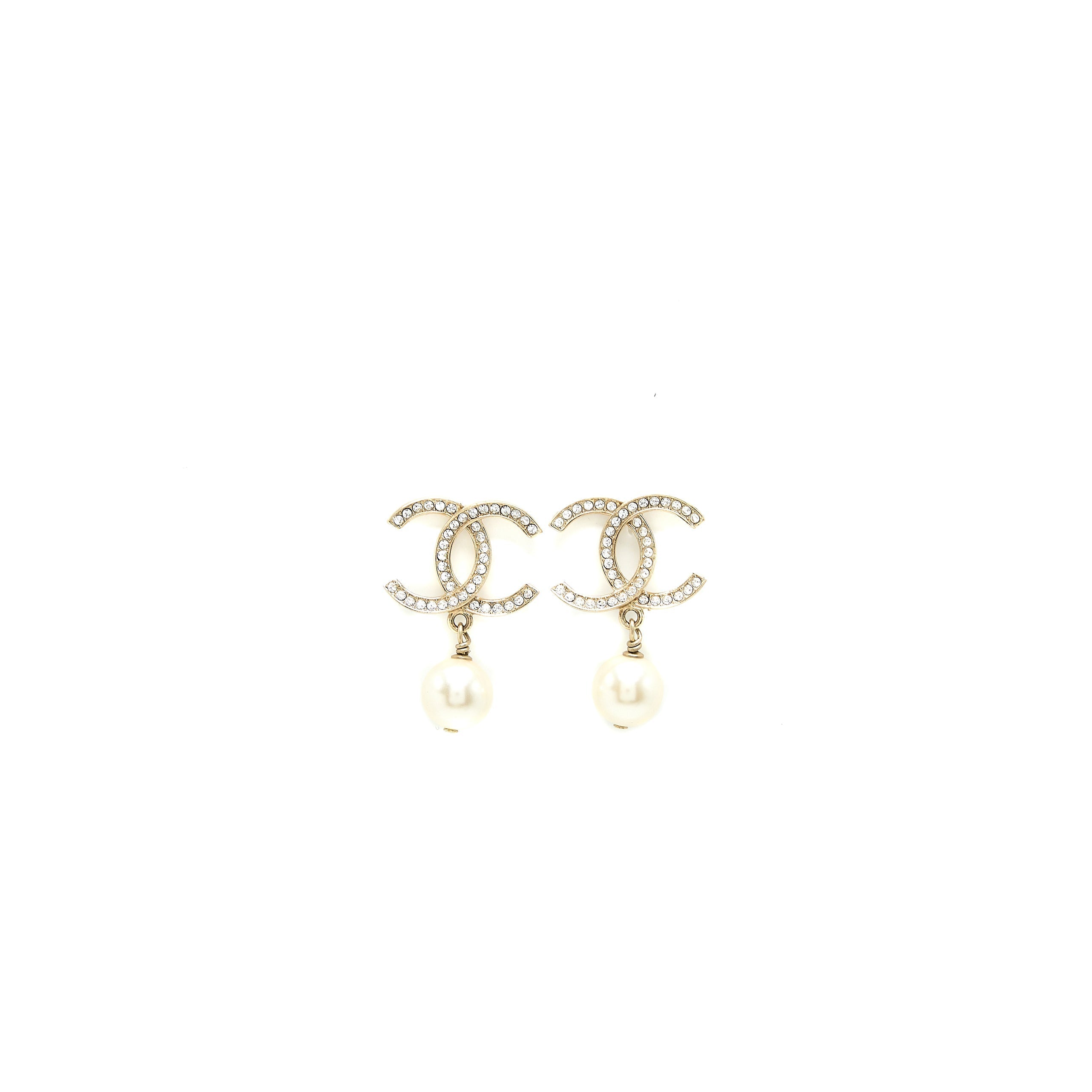 CHANEL CC LOGO AND PEARL DROP EARRINGS LIGHT GOLD TONE