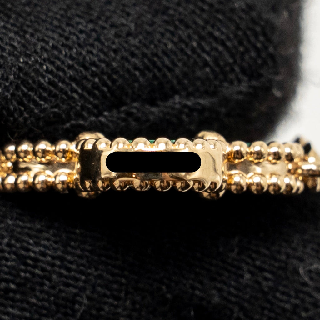 VAN CLEEF & ARPELS VINTAGE ALHAMBRA BRACELET YELLOW GOLD, DIAMONDS, MALACHITE