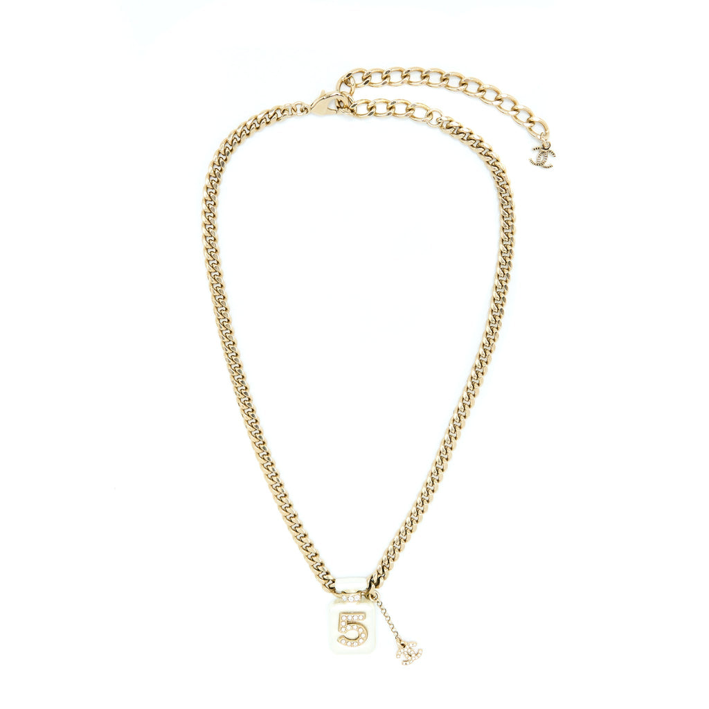 CHANEL 22S PERFUME BOTTLE/CC LOGO DROP NECKLACE/CHOKER LGHW