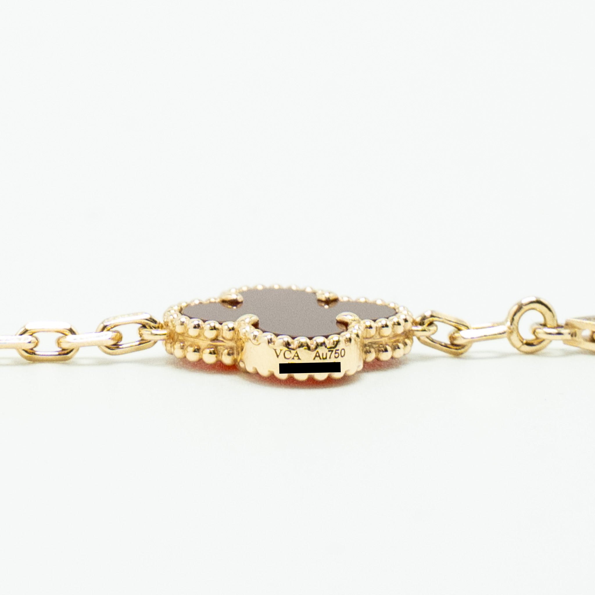 VAN CLEEF & ARPELS VINTAGE ALHAMBRA 5 MOTIFS BRACELET 18K YELLOW GOLD/CARNELIAN