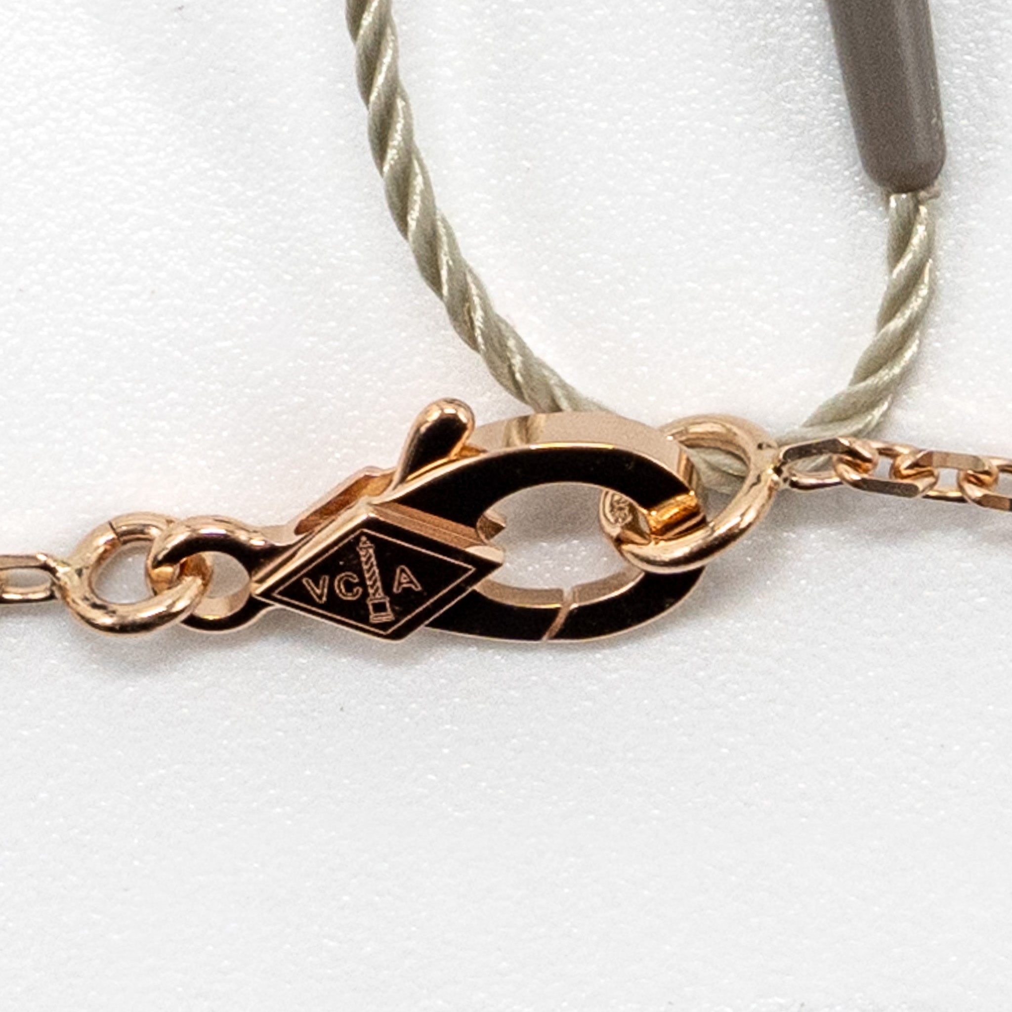 VAN CLEEF & ARPELS 2023 ALHAMBRA HOLIDAY LIMITED PENDANT SILVER OBSIDIAN ROSE GOLD DIAMOND