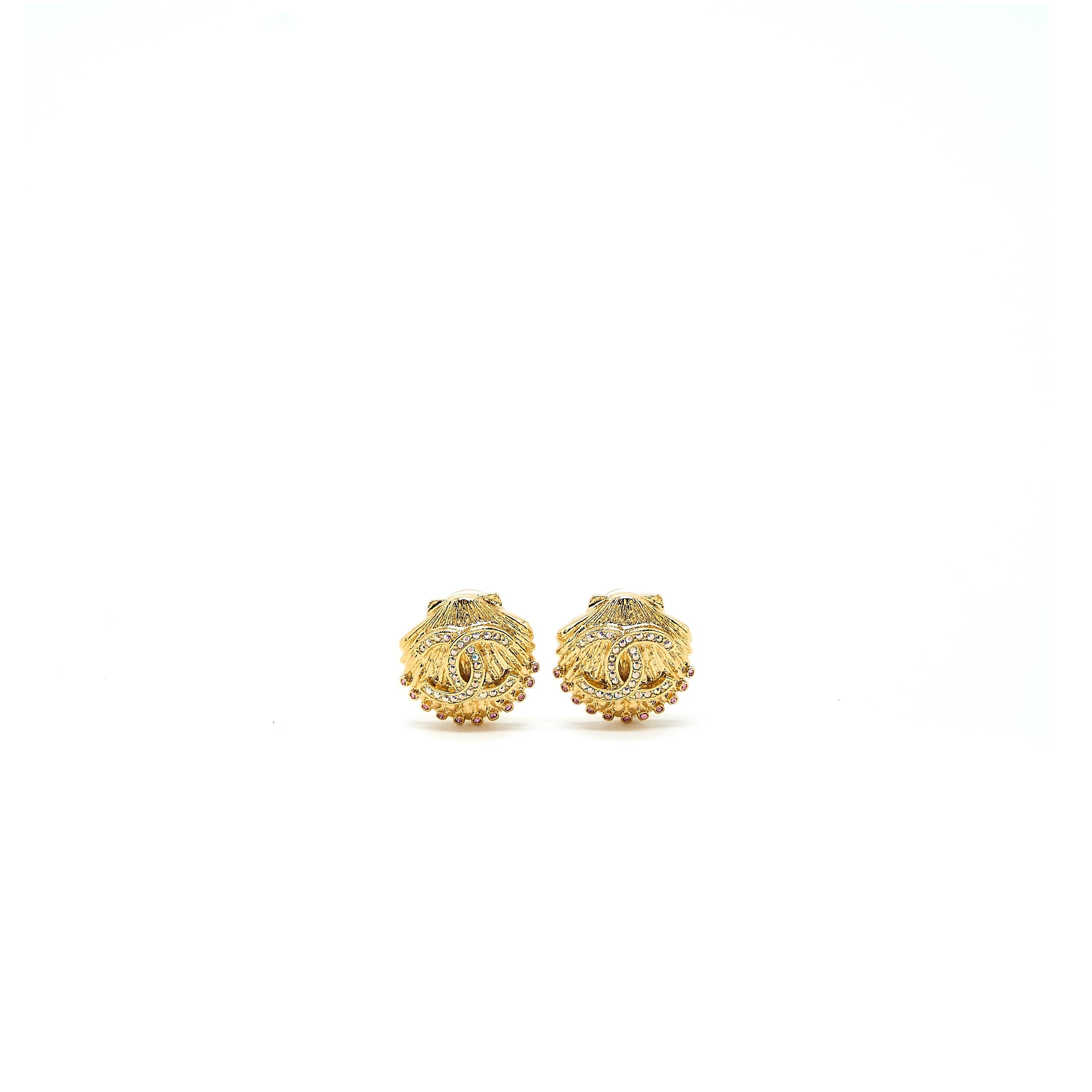 CHANEL CC LOGO/SHELL EARCLIPS MULTICOLOUR CRYSTAL GOLD TONE