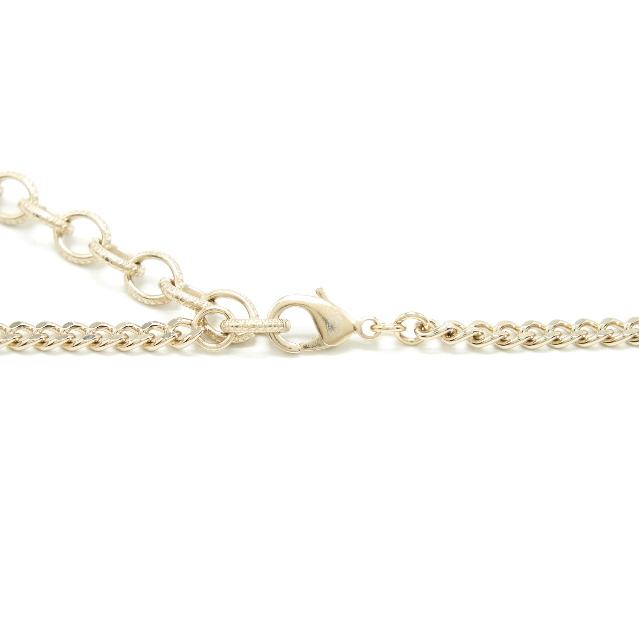 CHANEL LIPSTICK AND SQUARE CC NECKLACE LGHW