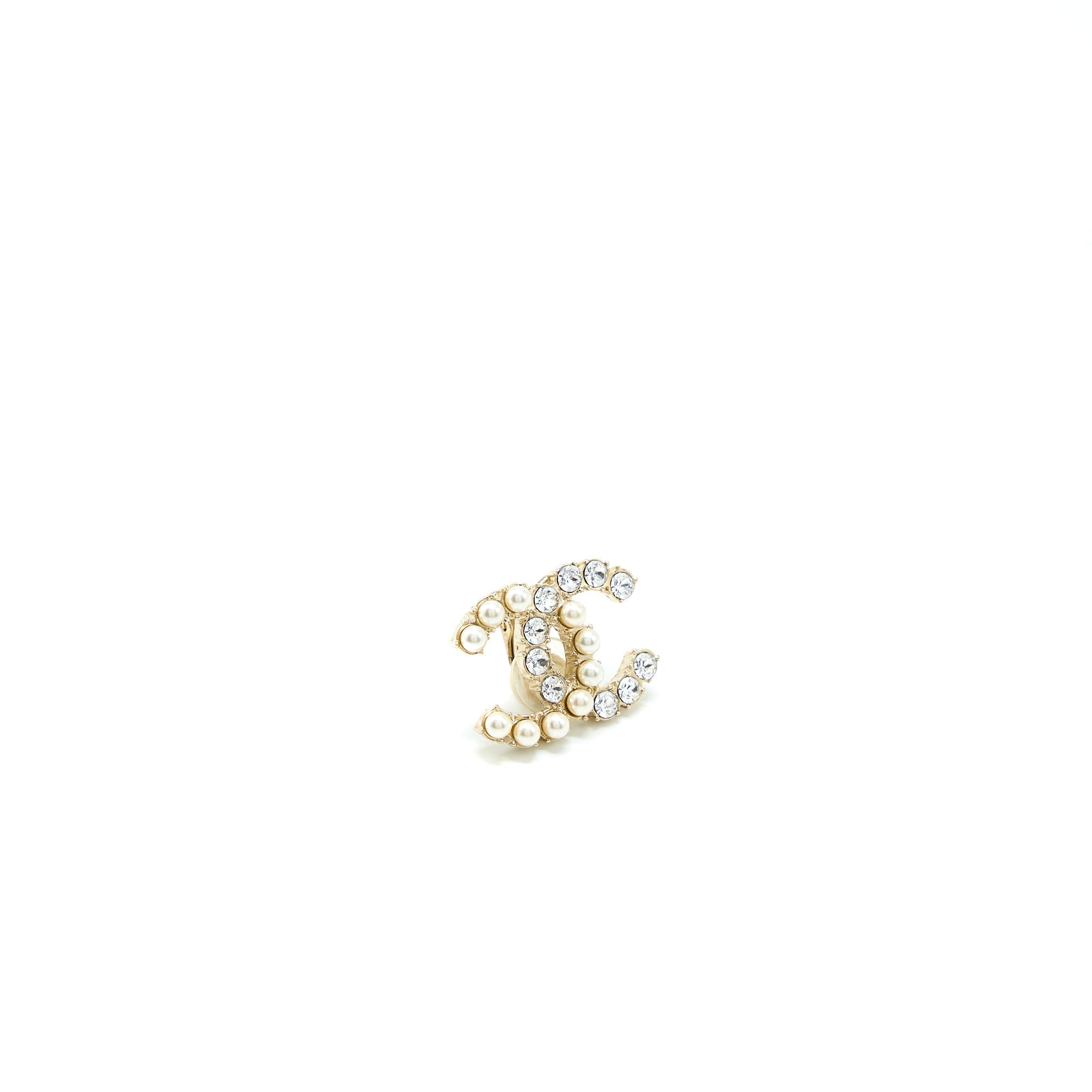 CHANEL CC LOGO CRYSTAL AND PEARL EAR CLIPS LIGHT GOLD TONE