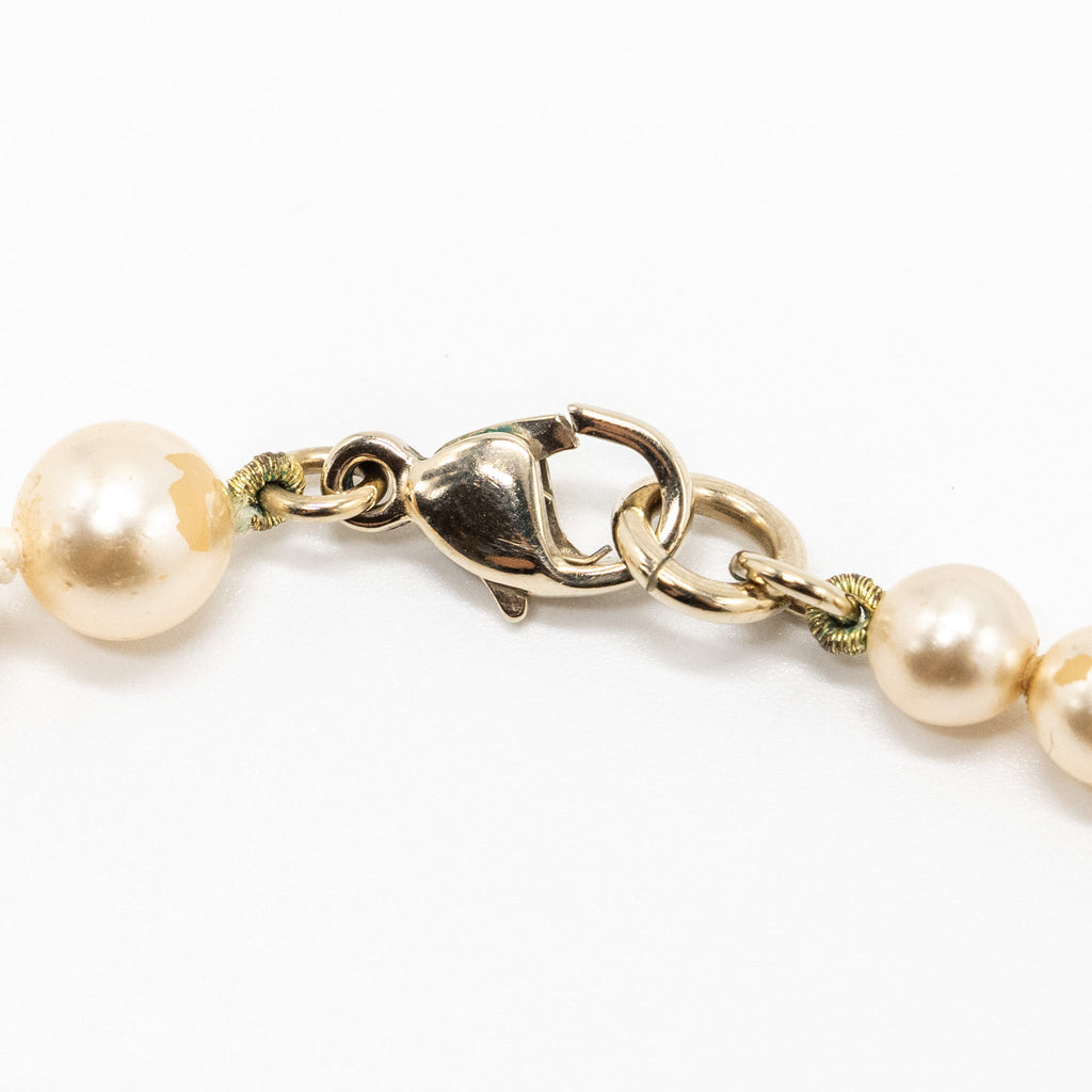 CHANEL CC LOGO PEARL LONG NECKLACE LGHW