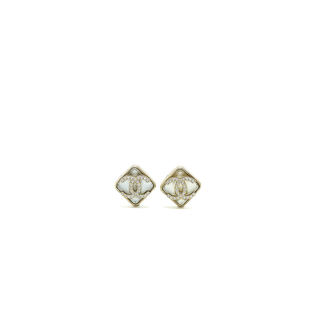 CHANEL SQUARE AND CC LOGO EARRINGS LIGHT GOLD TONE