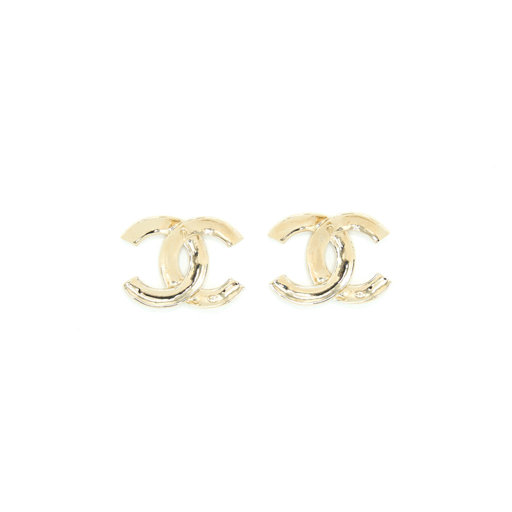CHANEL GIANT CC LOGO EARRINGS LIGHT GOLD TONE