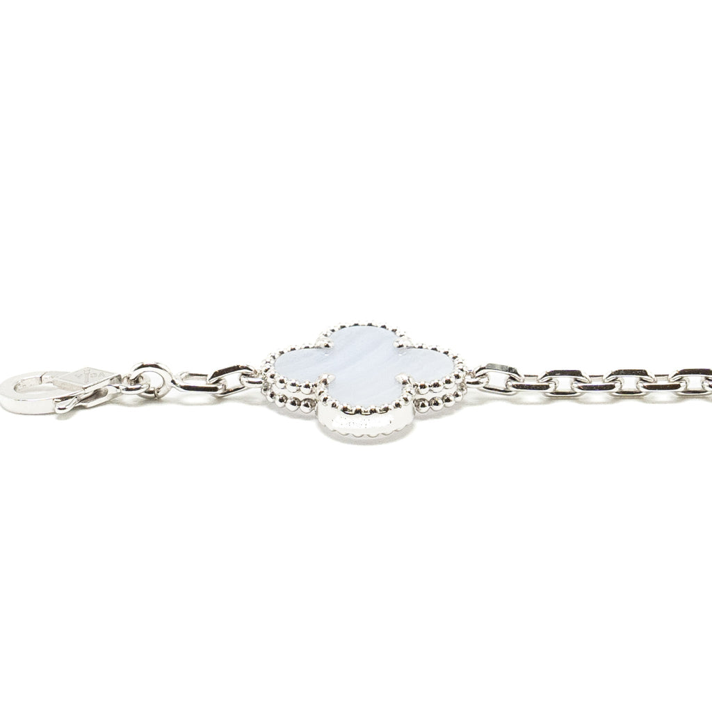 VAN CLEEF & ARPELS VINTAGE ALHAMBRA BRACELET 5 MOTIF WHITE GOLD, CHALCEDONY