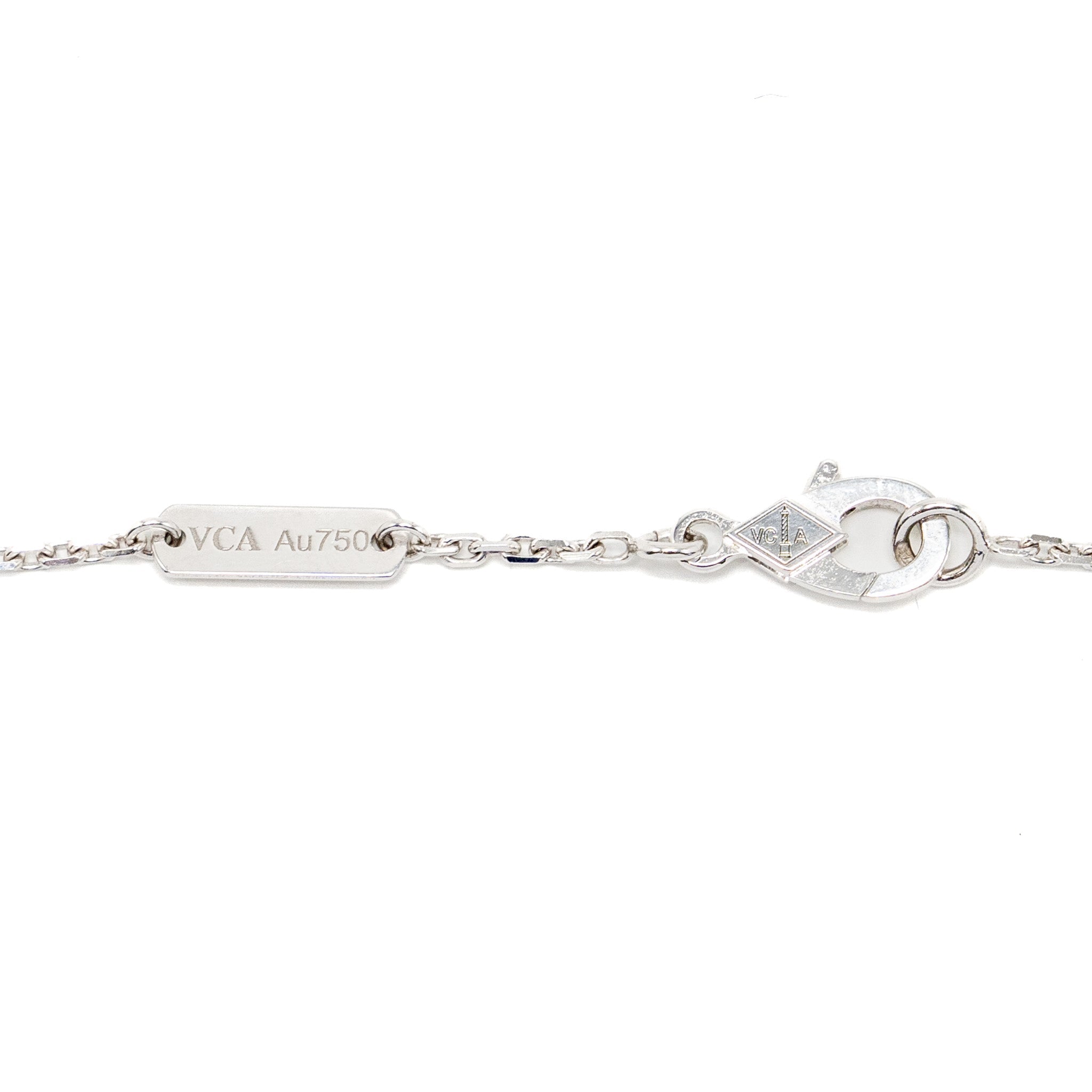 VAN CLEEF & ARPELS VINTAGE ALHAMBRA PENDANT WHITE GOLD DIAMONDS